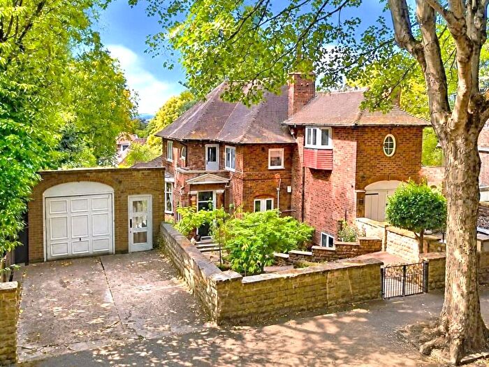 3 Bedroom Apartment For Sale In Lucknow Avenue, Mapperley Park, Nottingham, NG3
