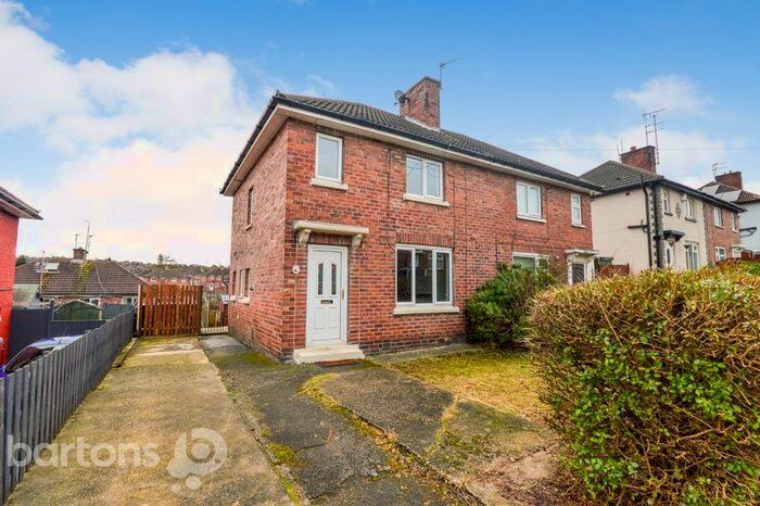 2 Bedroom Semi-Detached House To Rent In Goldsmith Road, Herringthorpe, S65