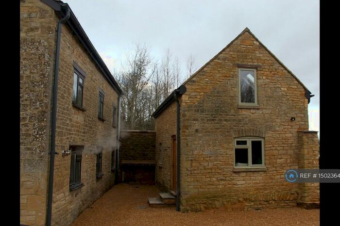 1 Bedroom Detached House To Rent In Chapel Lane, Lyneham, OX7