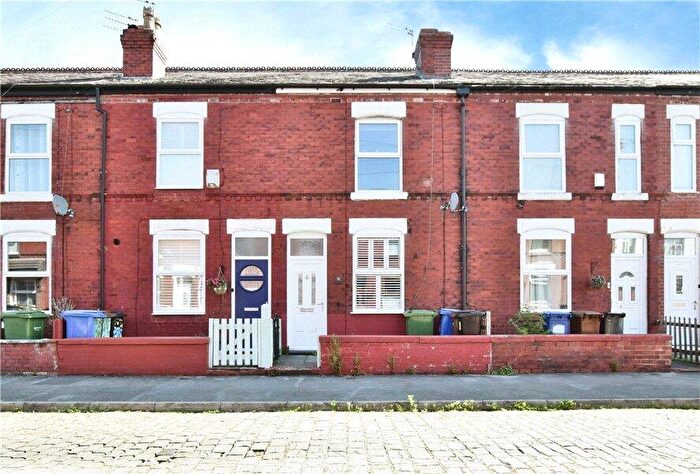 2 Bedroom Terraced House For Sale In Birchfield Road, Stockport, Greater Manchester, SK3