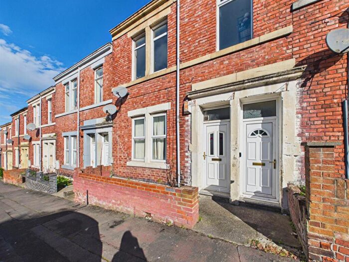 2 Bedroom Flat For Sale In Northbourne Street, Gateshead, NE8