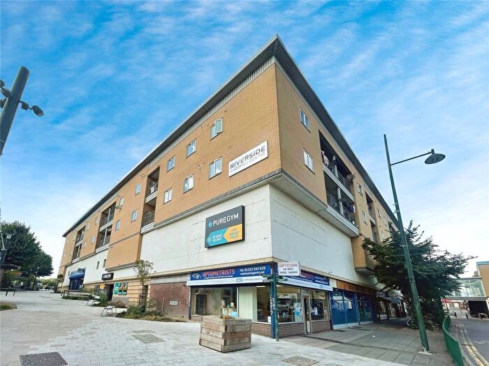 2 Bedroom Flat For Sale In Pier Road, Erith, DA8