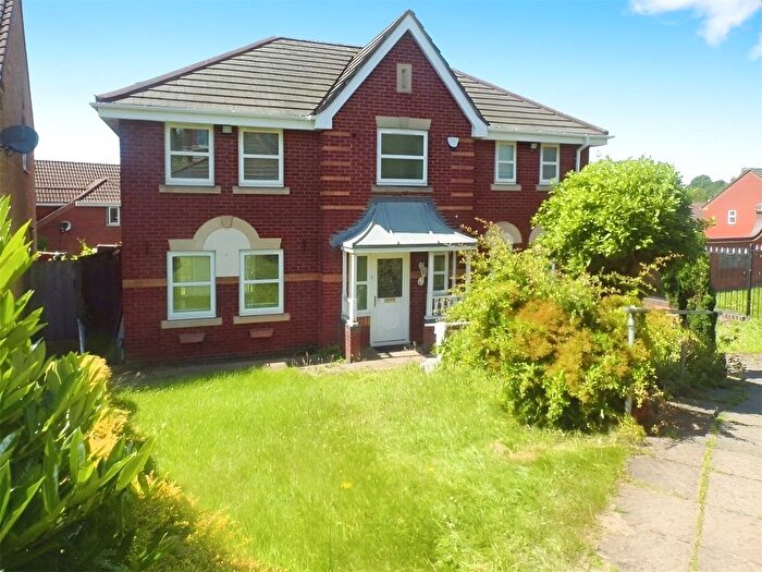 4 Bedroom Detached House To Rent In Darley Drive, Wolverhampton, West Midlands, WV6