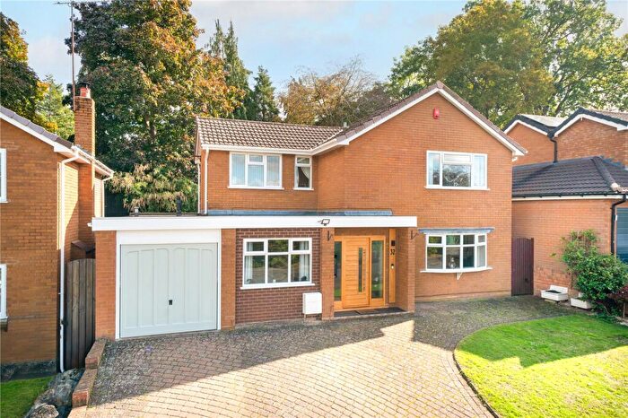 3 Bedroom Detached House For Sale In Ludgate Avenue, Kidderminster, Worcestershire, DY11