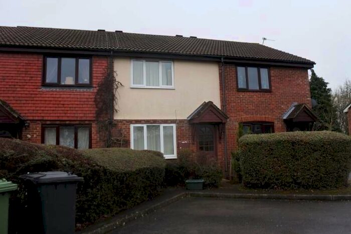 2 Bedroom House To Rent In Longstock Close Chineham, Basingstoke, RG24