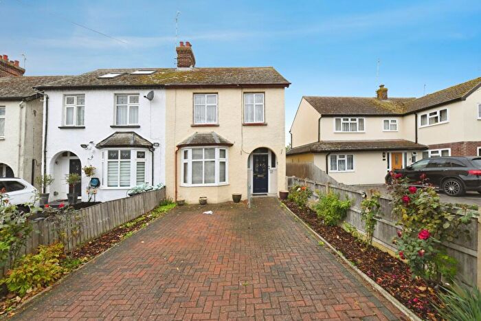 3 Bedroom Semi-Detached House For Sale In Station Road, Burnham-On-Crouch, Essex, CM0