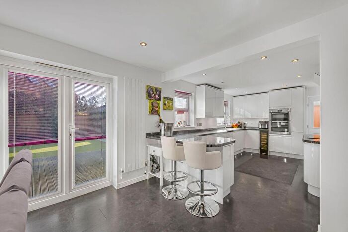 4 Bedroom Detached House For Sale In Pinkers Mead, Emersons Green, BS16