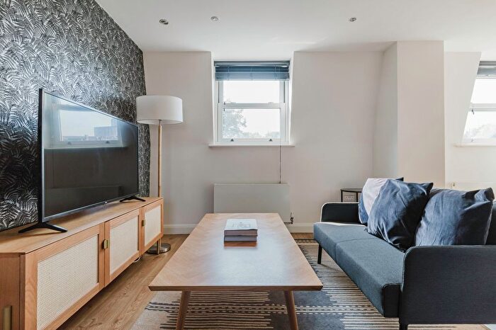 2 Bedroom Flat To Rent In Marylebone, W1H