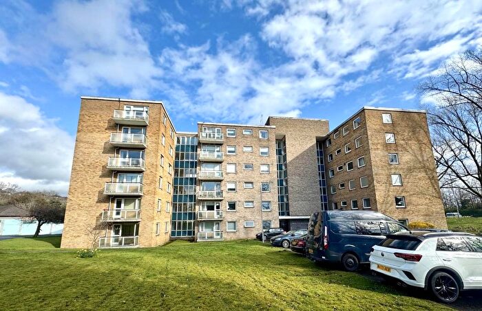 2 Bedroom Flat To Rent In Great Western Road, Glasgow, G12