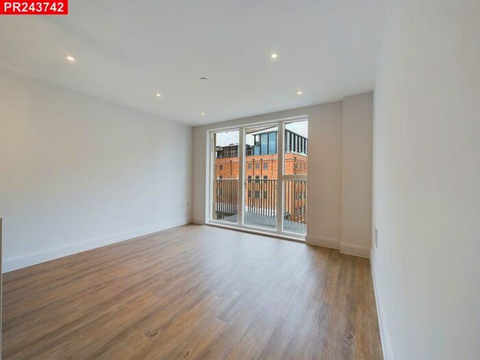 2 Bedroom Flat To Rent In Exploration Way, Slough, – Bedrooms Flat, SL1