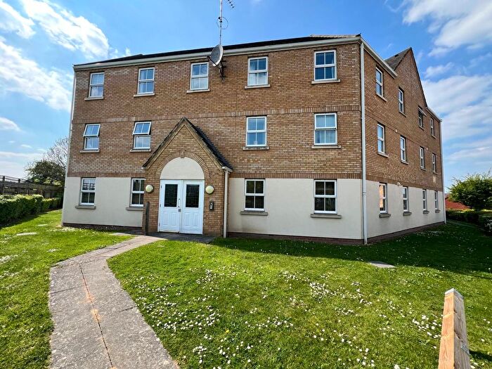 2 Bedroom Flat To Rent In Woodcock Road, Royston, SG8