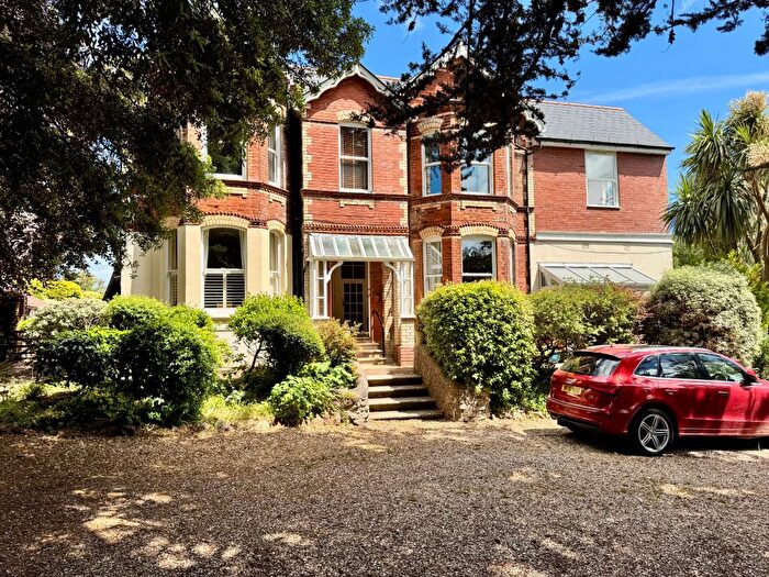 3 Bedroom Flat For Sale In Cyprus Road, Exmouth, EX8