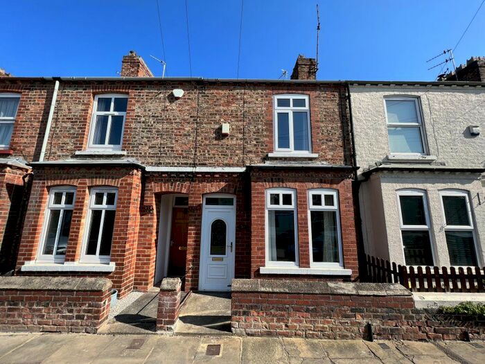 2 Bedroom Terraced House To Rent In Shipton Street, York, YO30