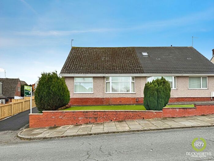 3 Bedroom Semi Detached Bungalow For Sale In Otterburn Road, Blackburn, BB2