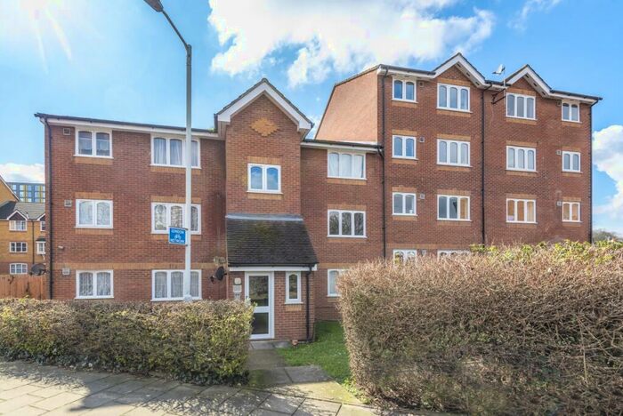 1 Bedroom Parking To Rent In Armoury Road, Deptford, SE8