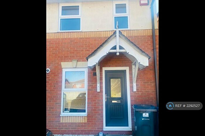 2 Bedroom End Of Terrace House To Rent In Bramble Dell, Birmingham, B9
