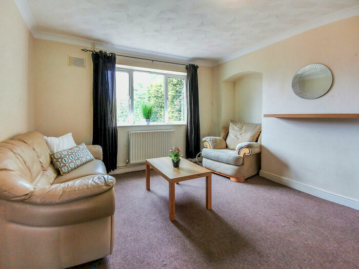 5 Bedroom Detached House To Rent In Mayfield Road, SO17