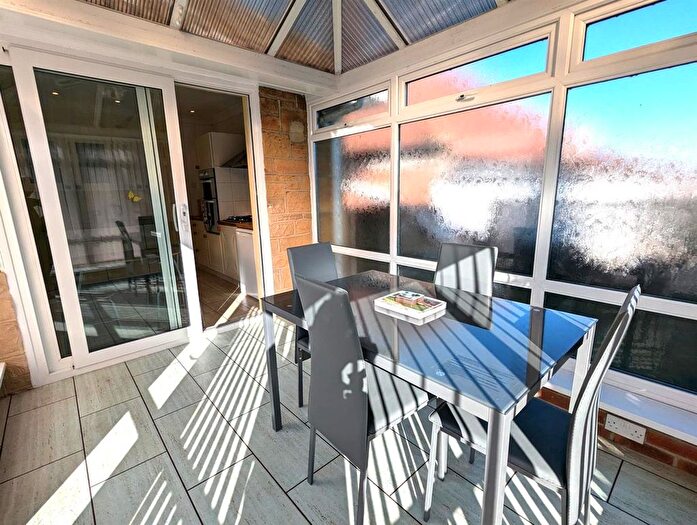 2 Bedroom Detached Bungalow For Sale In Hill Street, Sandown, PO36