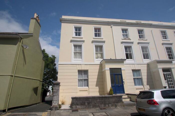2 Bedroom Flat To Rent In Citadel Road, Plymouth, Devon PL1