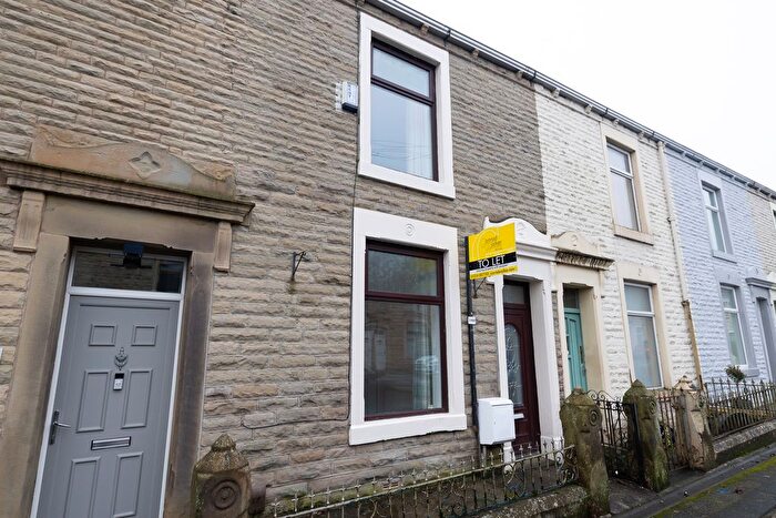 3 Bedroom Terraced House To Rent In Hermitage St, Rishton, BB1