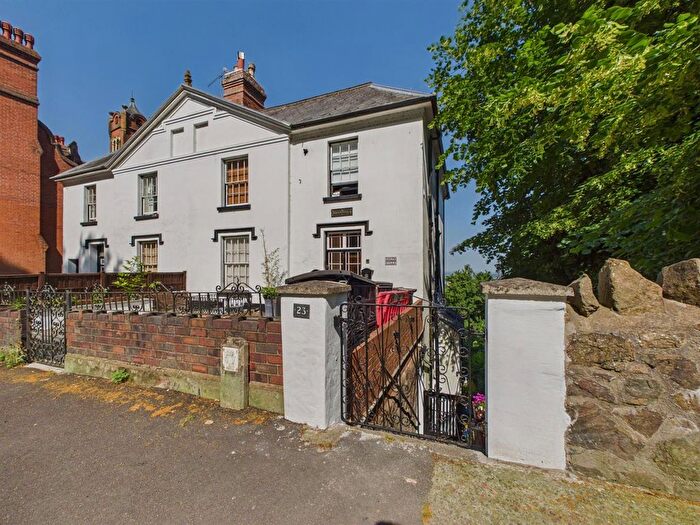 2 Bedroom Flat For Sale In Wells Road, Malvern, WR14