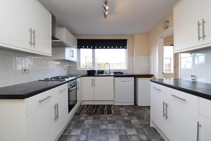 3 Bedroom Detached House To Rent In Crow Green Lane, Pilgrims Hatch, CM15