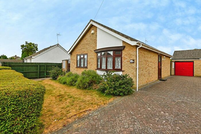 2 Bedroom Bungalow For Sale In Sefton Avenue, Wisbech, Cambridgeshire, PE13