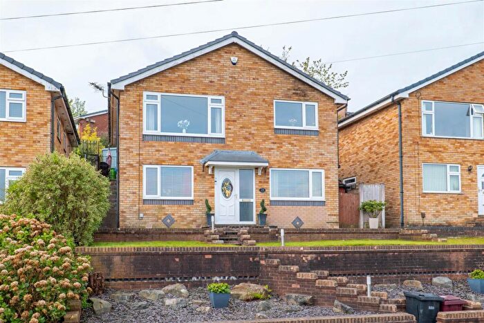3 Bedroom Detached House For Sale In Fryent Close, Blackrod, Bolton, BL6