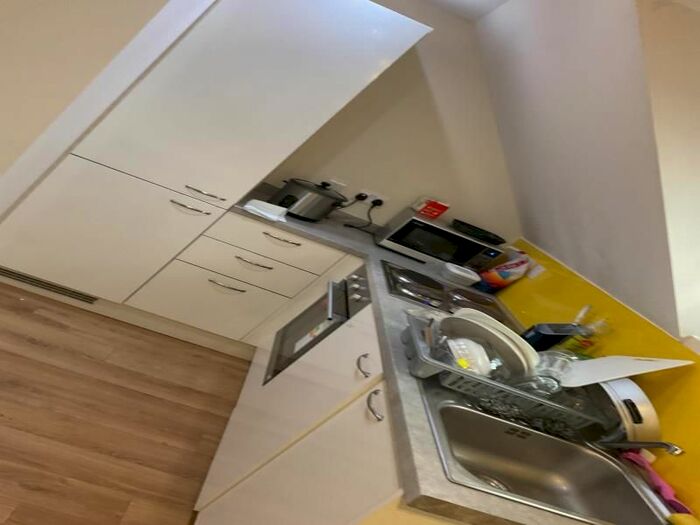 Studio To Rent In Millstone Place, Millstone Lane, Leicester, LE1