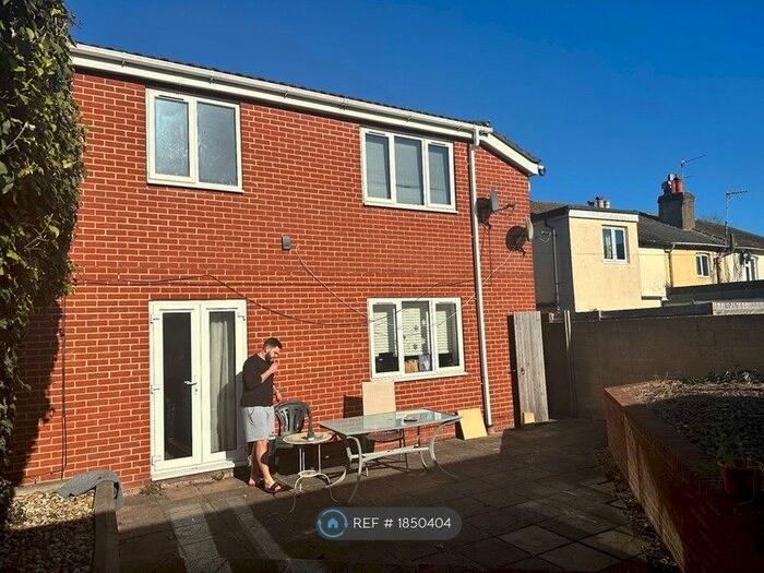 6 Bedroom Flat To Rent In Lyon Street, Southampton, SO14