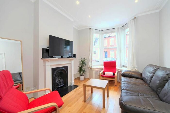 4 Bedroom Terraced House To Rent In Biscay Road, Barons Court, W6