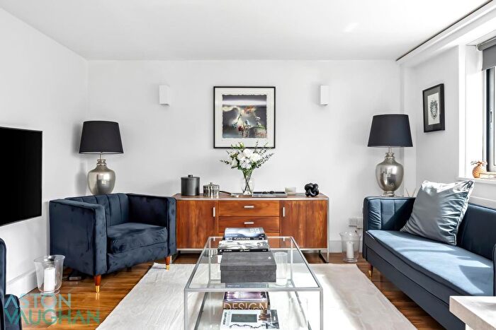 3 Bedroom Flat To Rent In London Road, Preston, Brighton, BN1
