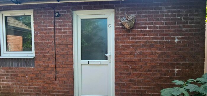 1 Bedroom Flat To Rent In Ynysangharad Road, Pontypridd, CF37