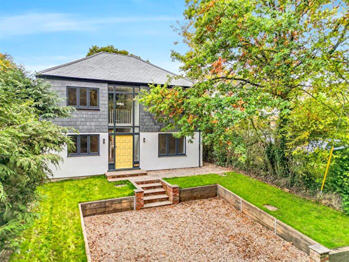 5 Bedroom Detached House For Sale In Longmoor Road, Liphook, GU30