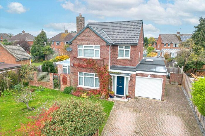 3 Bedroom Detached House For Sale In Jackson Close, Devizes, Wiltshire, SN10