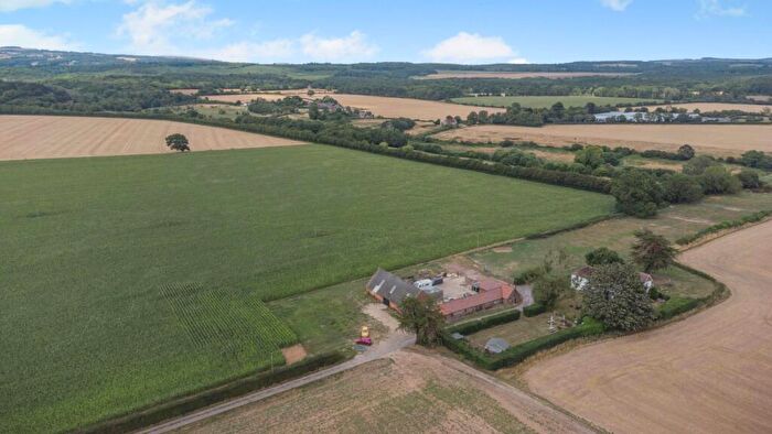 4 Bedroom Barn Conversion For Sale In Yapton Lane, Walberton, Arundel, West Sussex, BN18