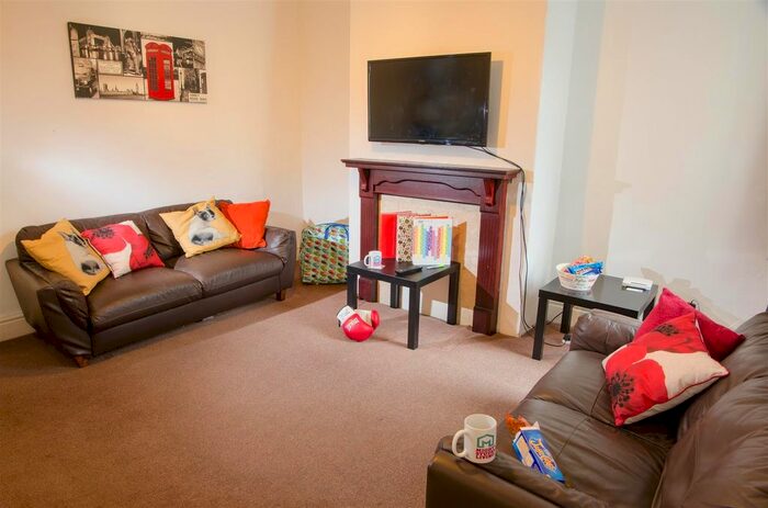 3 Bedroom Property To Rent In Bridge Road, Lancaster, LA1