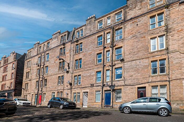 1 Bedroom Flat To Rent In Admiralty Street, Leith, Edinburgh, EH6