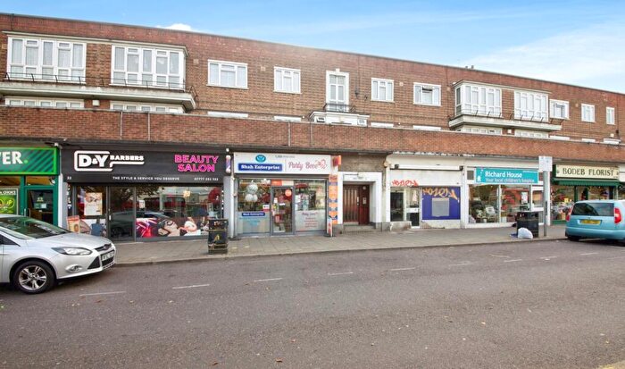 2 Bedroom Flat For Sale In Longbridge Road, Barking, Essex, IG11