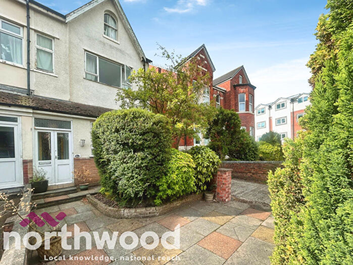 3 Bedroom Semi-Detached House For Sale In Brighton Road, Birkdale, PR8