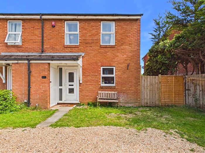 3 Bedroom Semi Detached House For Sale In Tewkesbury Road, Uckington, GL51