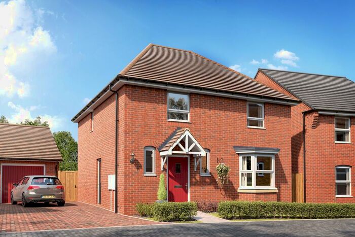 4 Bedroom Detached House For Sale In Armstrongs Fields, Broughton, Aylesbury, HP22
