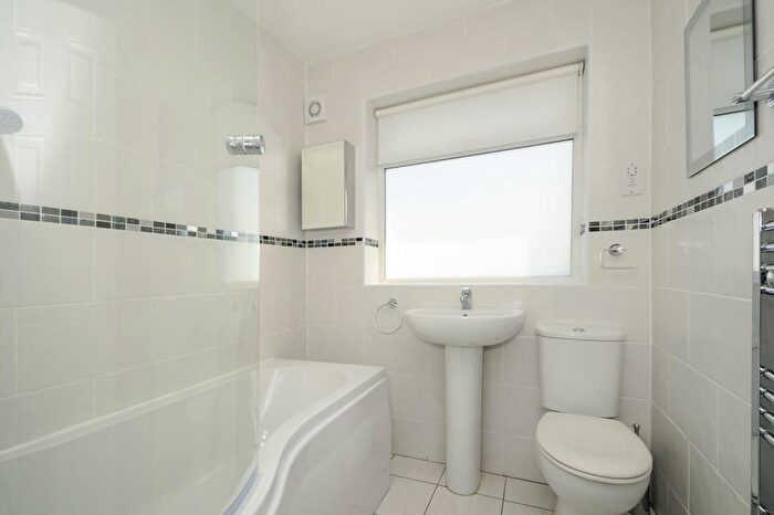 4 Bedroom Semi-Detached House To Rent In Bailey Road, Hmo Ready, OX4