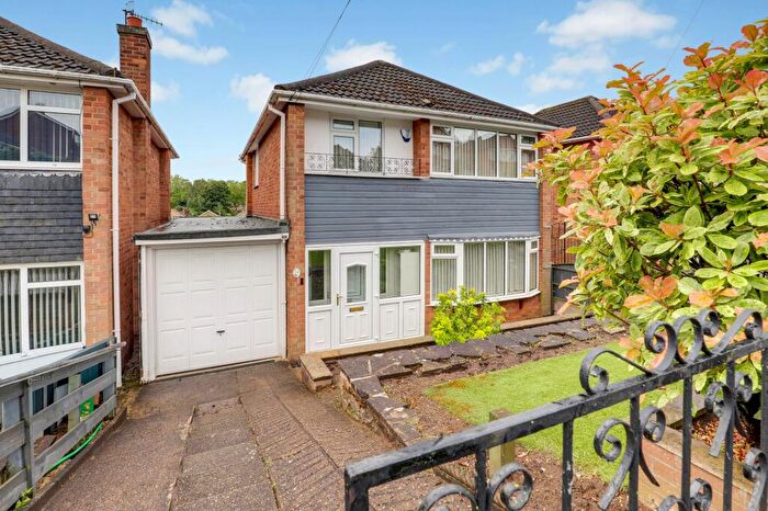 3 Bedroom Detached House For Sale In Revelstoke Way, Nottingham, NG5