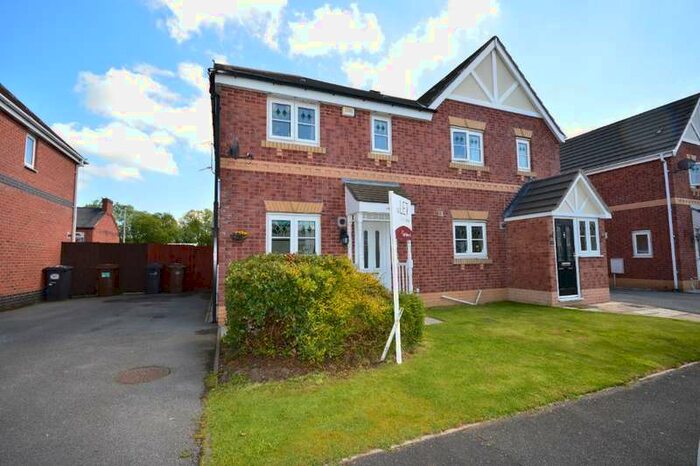 3 Bedroom Semi-Detached House To Rent In Fernleigh Close, , Middlewich, CW10
