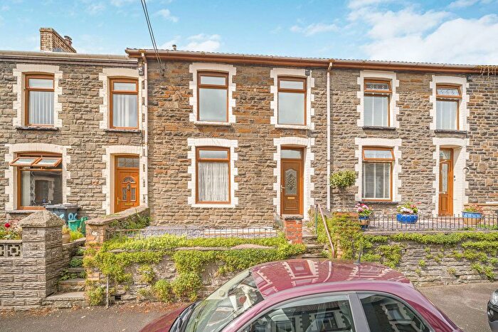 4 Bedroom Terraced House For Sale In New Road, Ynysybwl, CF37
