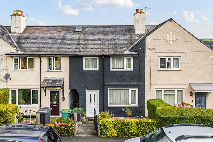 2 Bedroom Terraced House For Sale In Long Close, Kendal, LA9