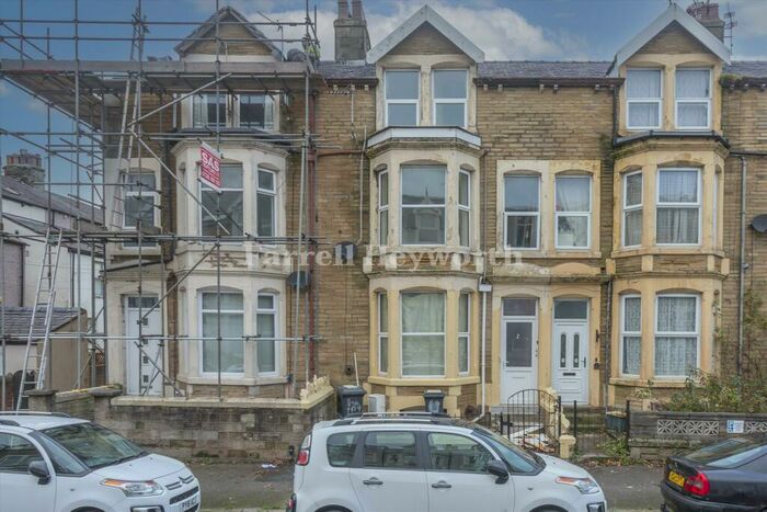 5 Bedroom House For Sale In Clarendon Road, Morecambe, LA3