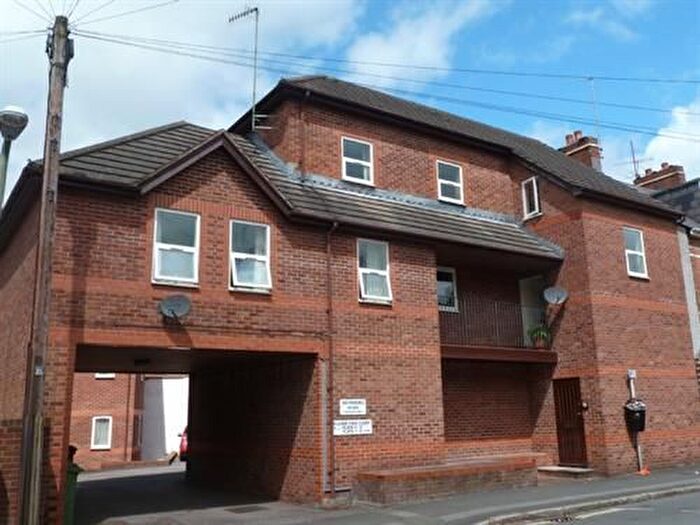 1 Bedroom Flat To Rent In Roberts Road, St. Leonards, Exeter, EX2