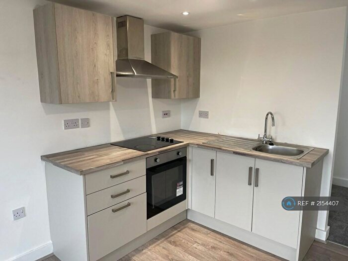 1 Bedroom Flat To Rent In St George's Lodge, Stalybridge, SK15